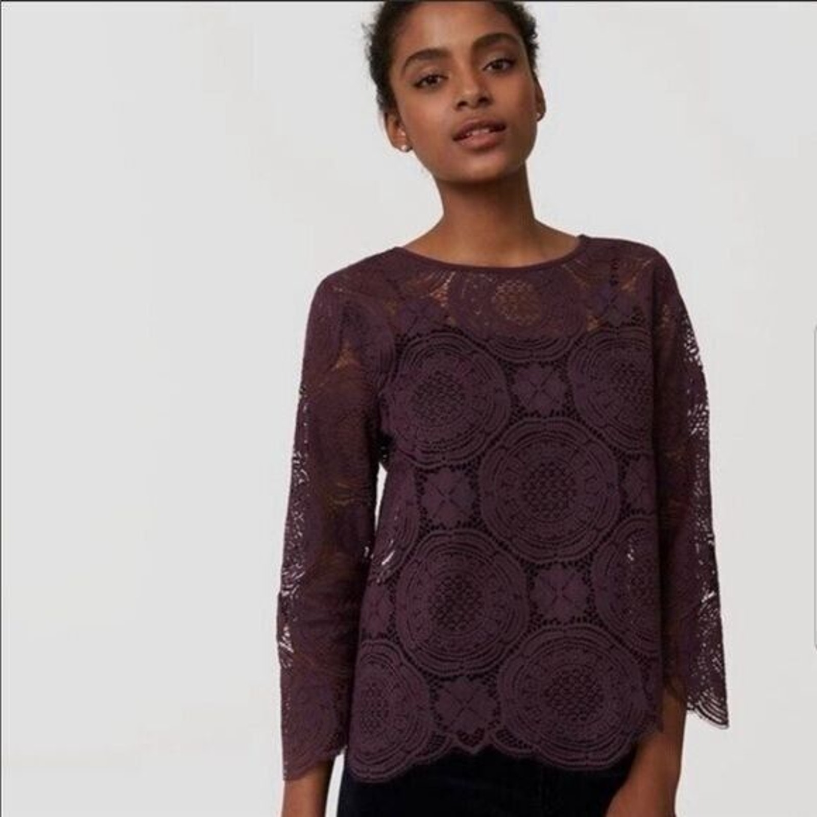 Ann Taylor Sheer Laced Long Sleeve Top Round Neck Key Hole Button Xs Plum #4224